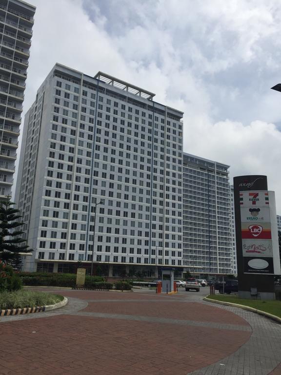 Ron'S Condo Overlooking The Lake Tagaytay City Exterior photo